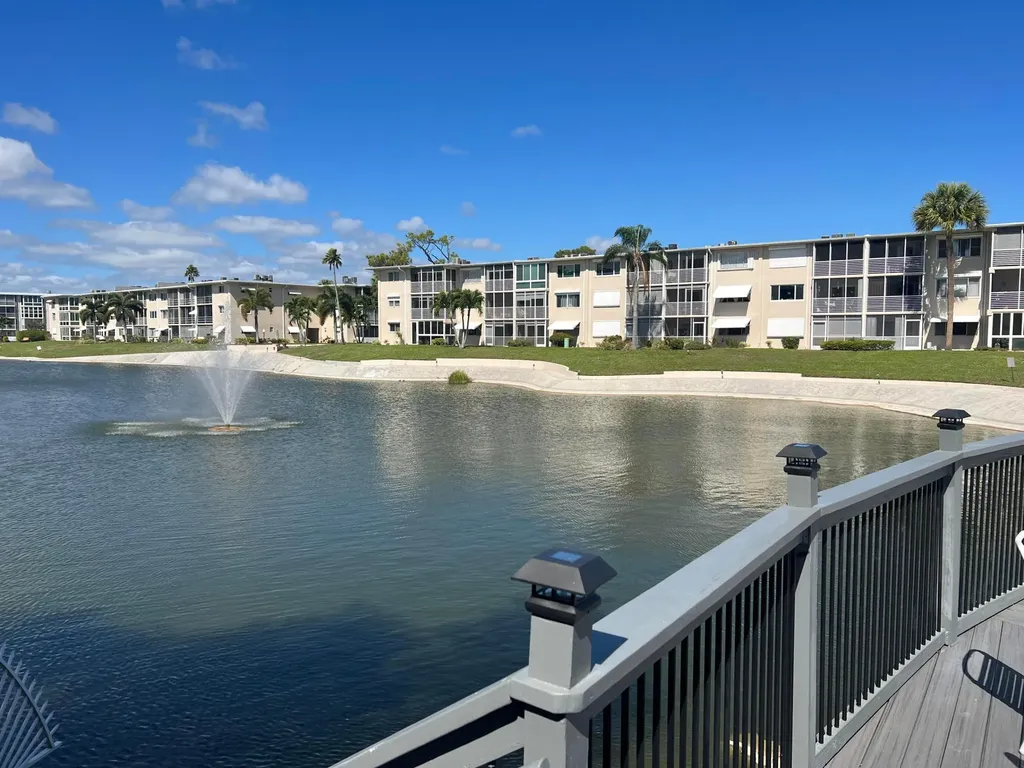 2682 S Garden Drive Lake Worth FL 33461