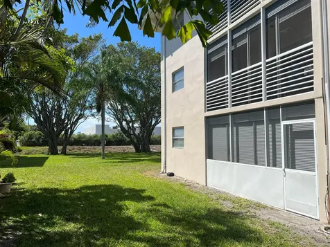2682 S Garden Drive Lake Worth FL 33461