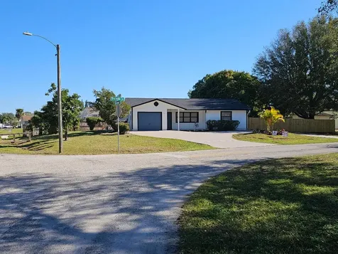 891 Clearmont Street Sebastian FL 32958