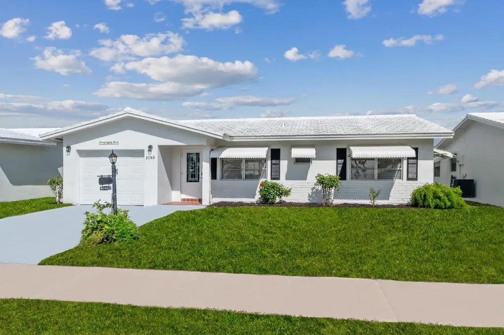 2083 SW 13th Avenue Boynton Beach FL 33426