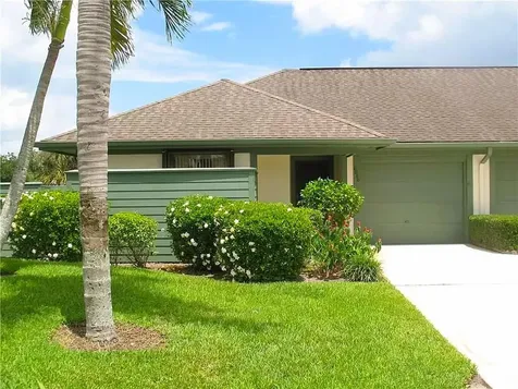 6886 SE Bunker Hill Drive Hobe Sound FL 33455