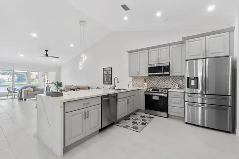 14367 Emerald Lake Drive Delray Beach FL 33446