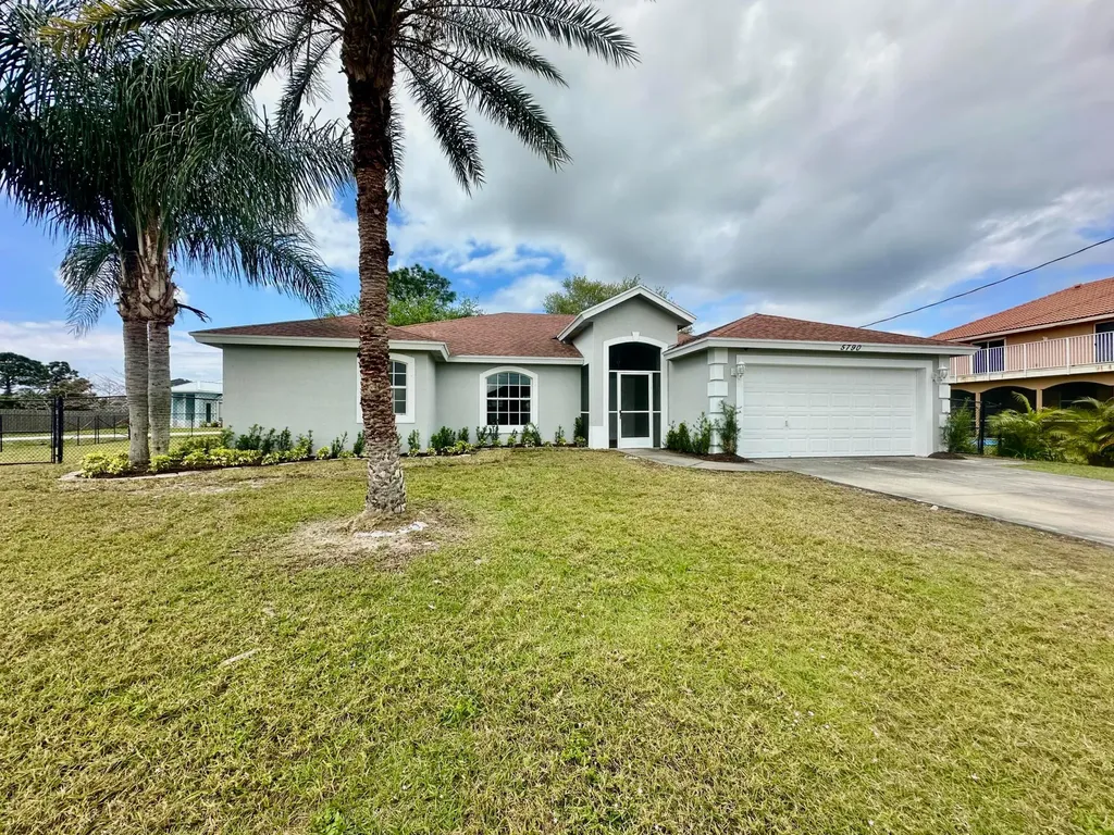 5790 NW Dublin Drive Port St Lucie FL 34986