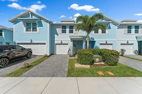 385 SE Sea Hunt Way Stuart FL 34994