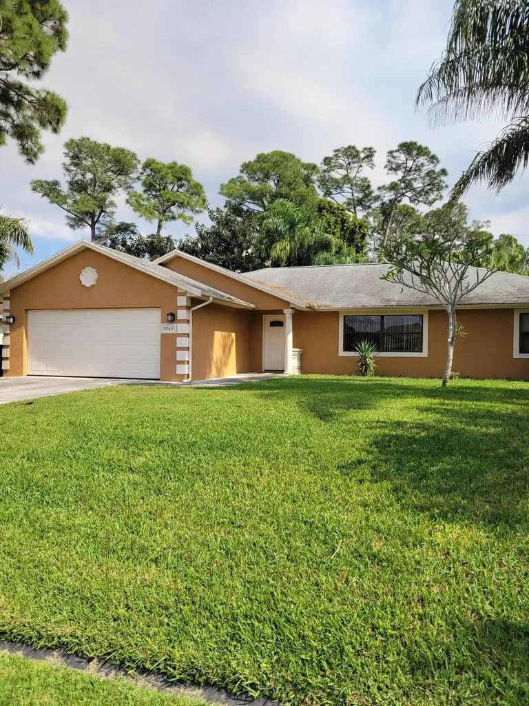 3049 SW Circle Street Port St Lucie FL 34953
