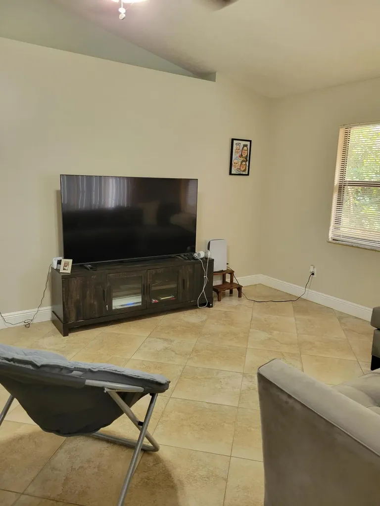 3049 SW Circle Street Port St Lucie FL 34953