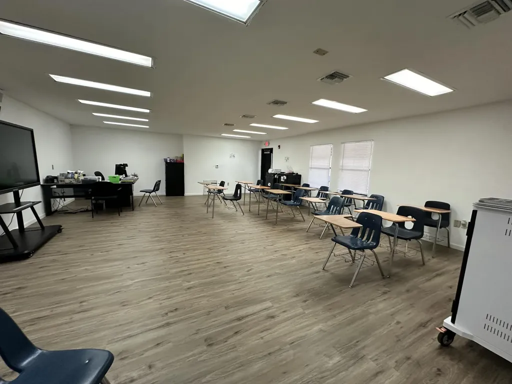 959 SE 6th Avenue Deerfield Beach FL 33441