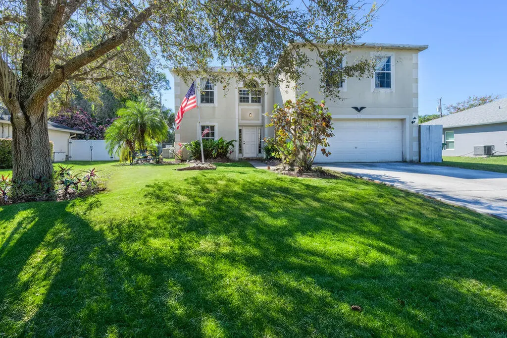 1174 SW Babcock Avenue Port St Lucie FL 34953