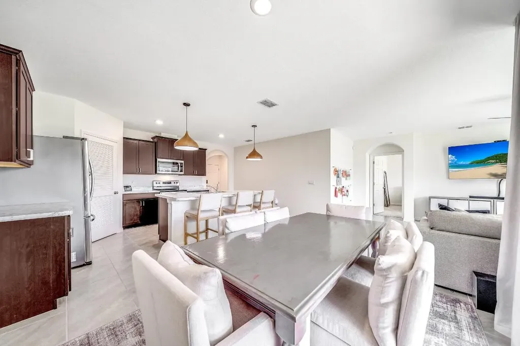 214 SW Chandler Terrace Port St Lucie FL 34984