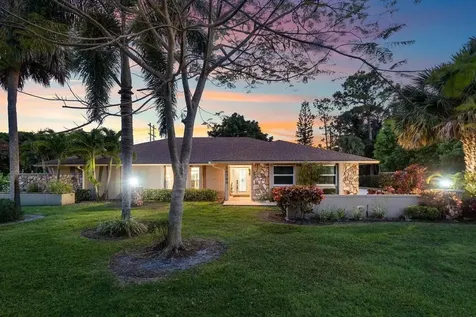 13724 Greentree Trail Wellington FL 33414
