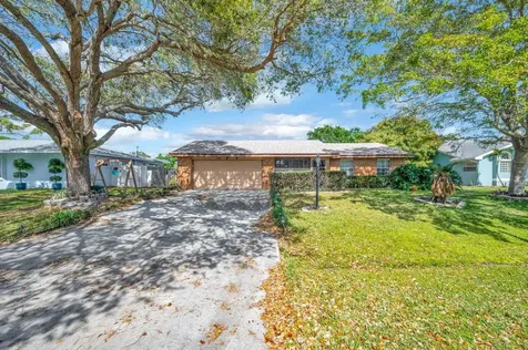 113 SW Eyerly Avenue Port St Lucie FL 34983