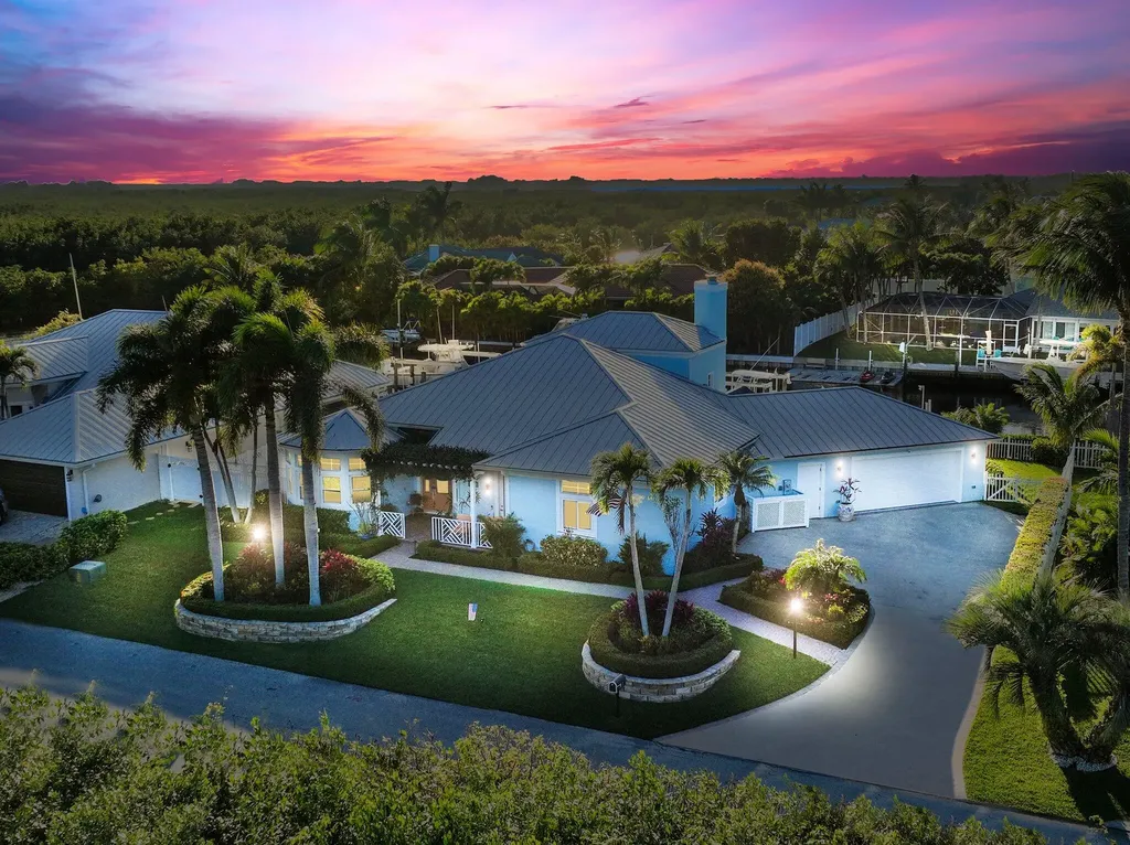 115 Queens Road Hutchinson Island FL 34949