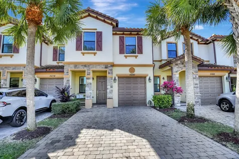 5280 Santa Maria Avenue Boynton Beach FL 33436
