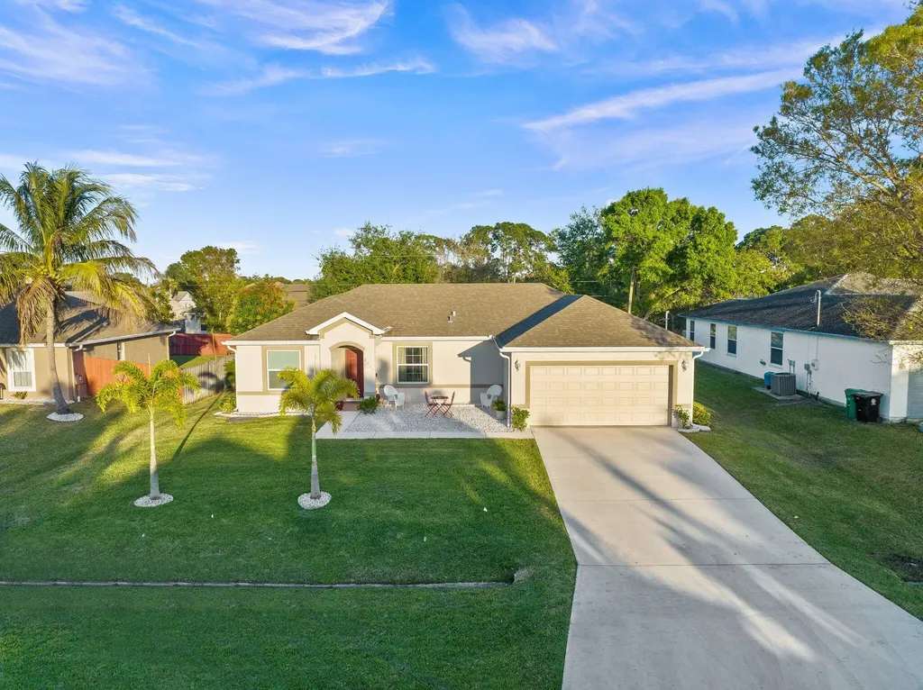 2457 SW Mountwell Street Port St Lucie FL 34984