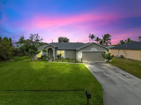 4292 SW Elaine Court Port St Lucie FL 34953