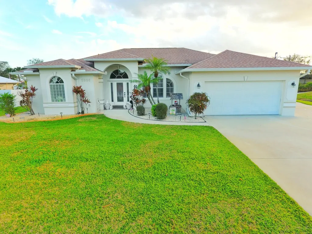 5996 NW Wolverine Road Port St Lucie FL 34986