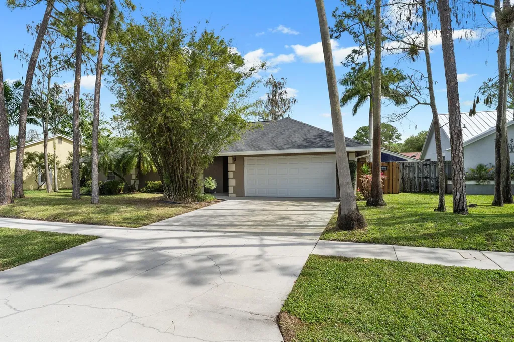 1250 Primrose Lane Wellington FL 33414