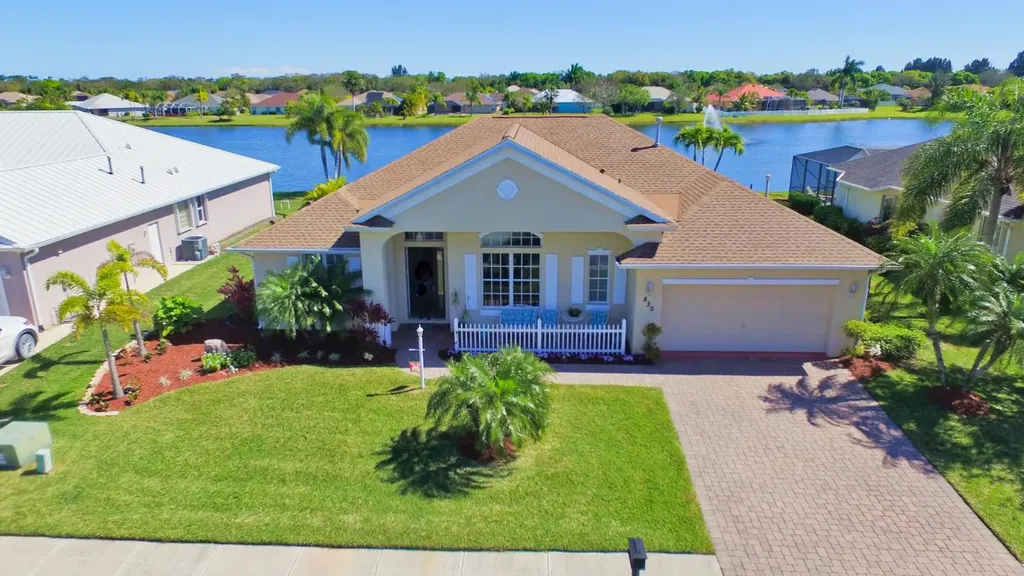 830 Sarina Terrace SW Vero Beach FL 32968