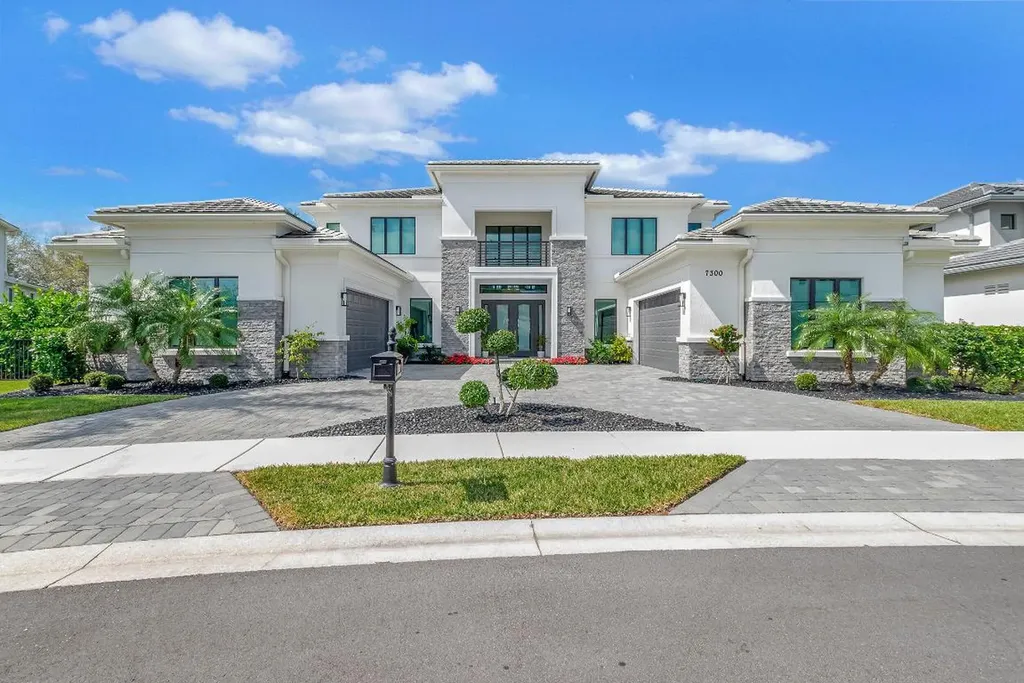 7300 NW 28th Way Boca Raton FL 33496
