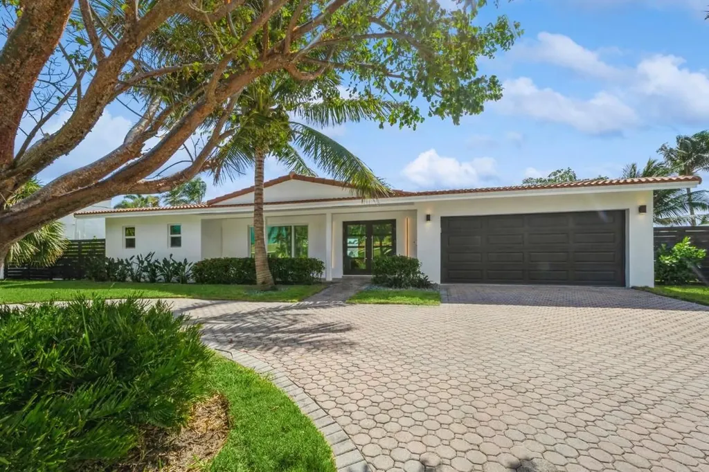 2830 NE 11th Street Pompano Beach FL 33062