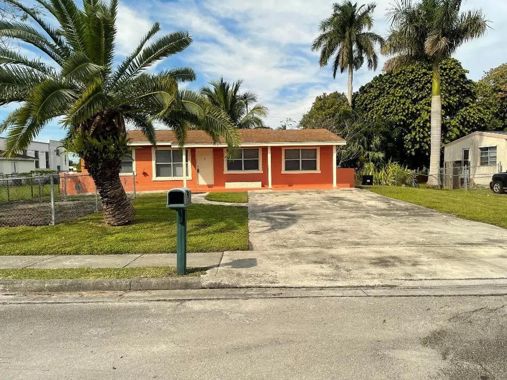 130 SW 5th Avenue South Bay FL 33493
