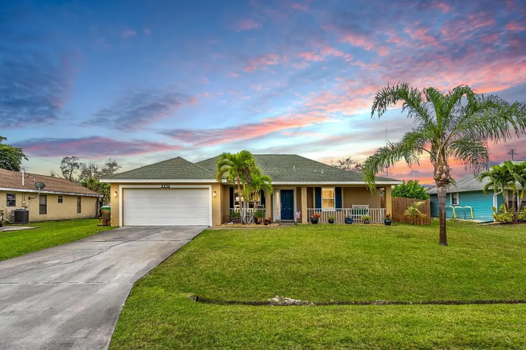 2232 SE Mcmaster Street Port St Lucie FL 34952