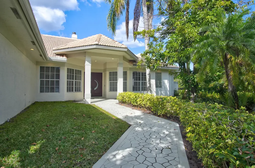 1823 SW 17th Street Boca Raton FL 33486