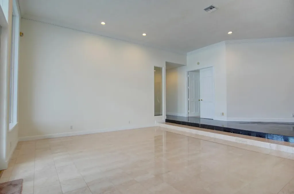 1823 SW 17th Street Boca Raton FL 33486