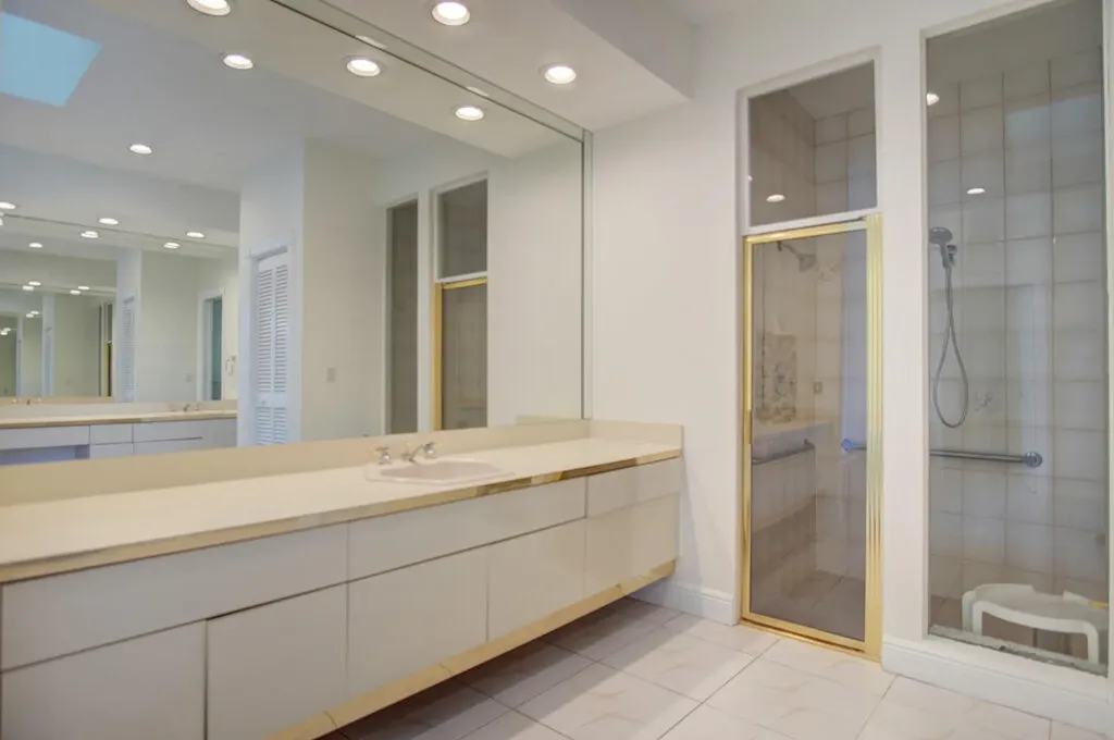 1823 SW 17th Street Boca Raton FL 33486