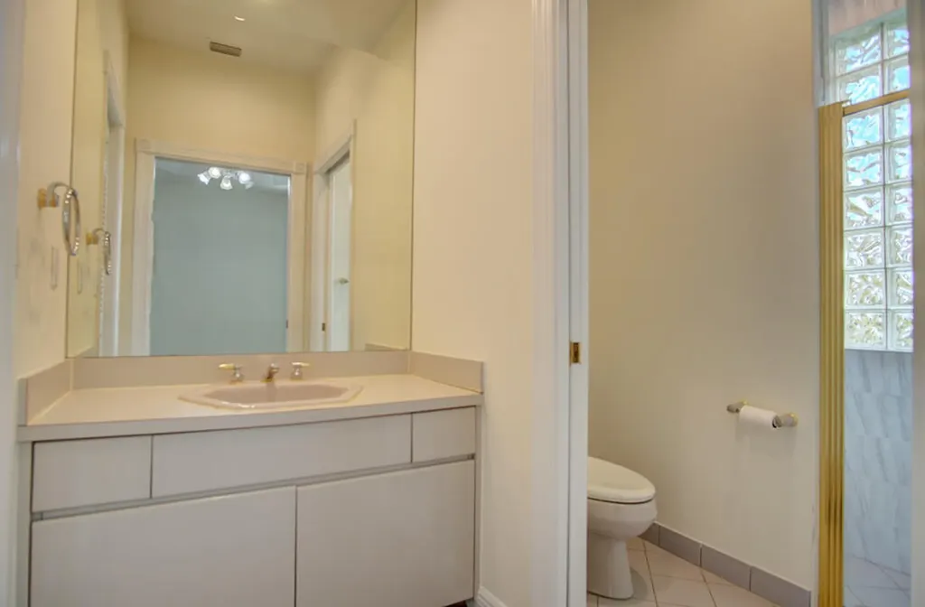 1823 SW 17th Street Boca Raton FL 33486