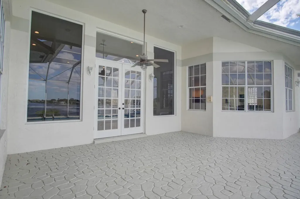 1823 SW 17th Street Boca Raton FL 33486