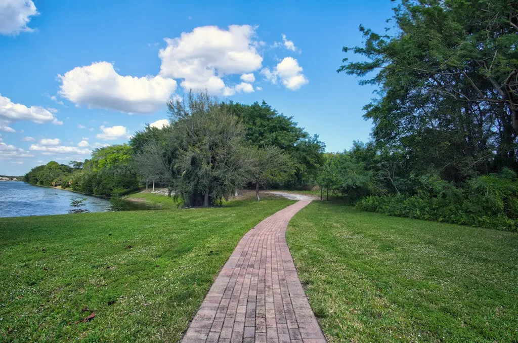 1823 SW 17th Street Boca Raton FL 33486