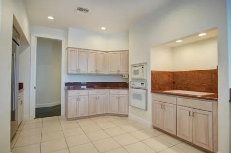 1823 SW 17th Street Boca Raton FL 33486