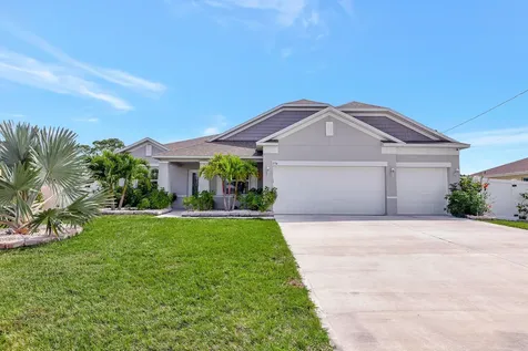 5774 NW Belwood Circle Port St Lucie FL 34986