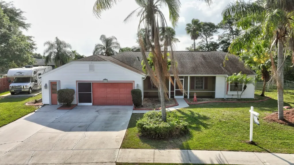 338 NE Camelot Drive Port St Lucie FL 34983