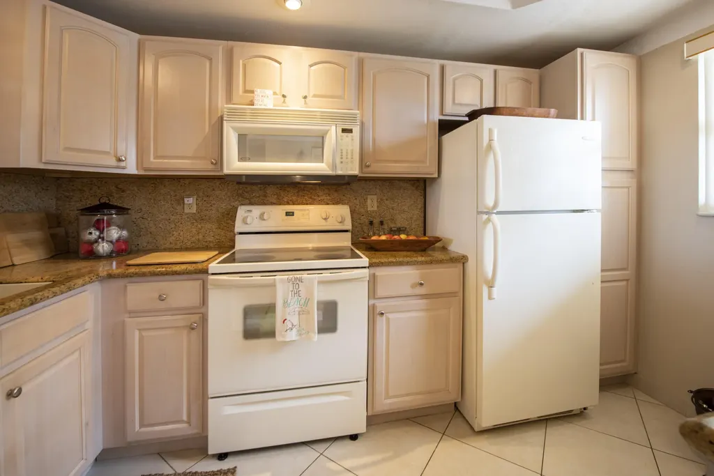 1391 S Ocean Boulevard Pompano Beach FL 33062