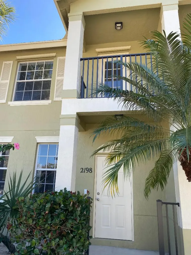 2198 SE Destin Drive Port St Lucie FL 34952