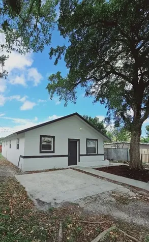2813 NW 4th Street Pompano Beach FL 33069