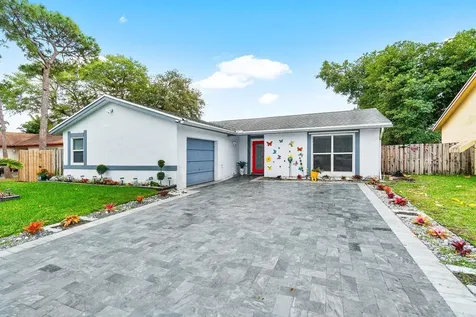 8550 NW 47th Court Lauderhill FL 33351