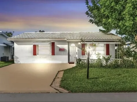 602 SW 15th Street Boynton Beach FL 33426