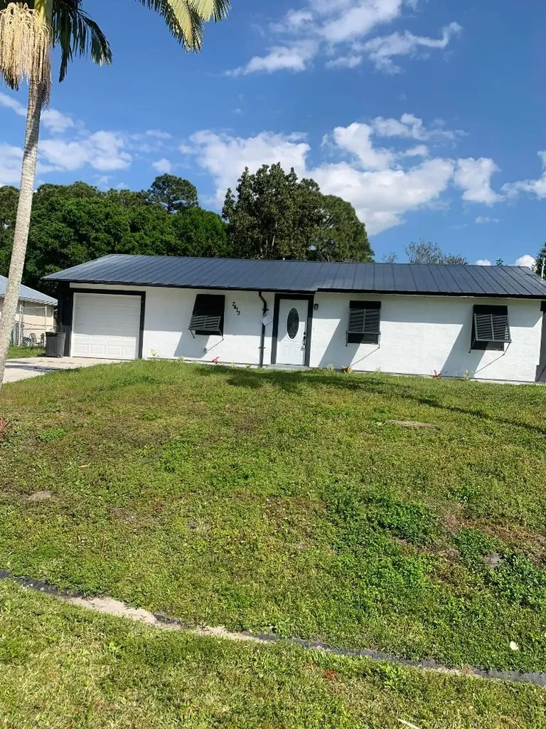 2473 SW Calgan Street Port St Lucie FL 34953