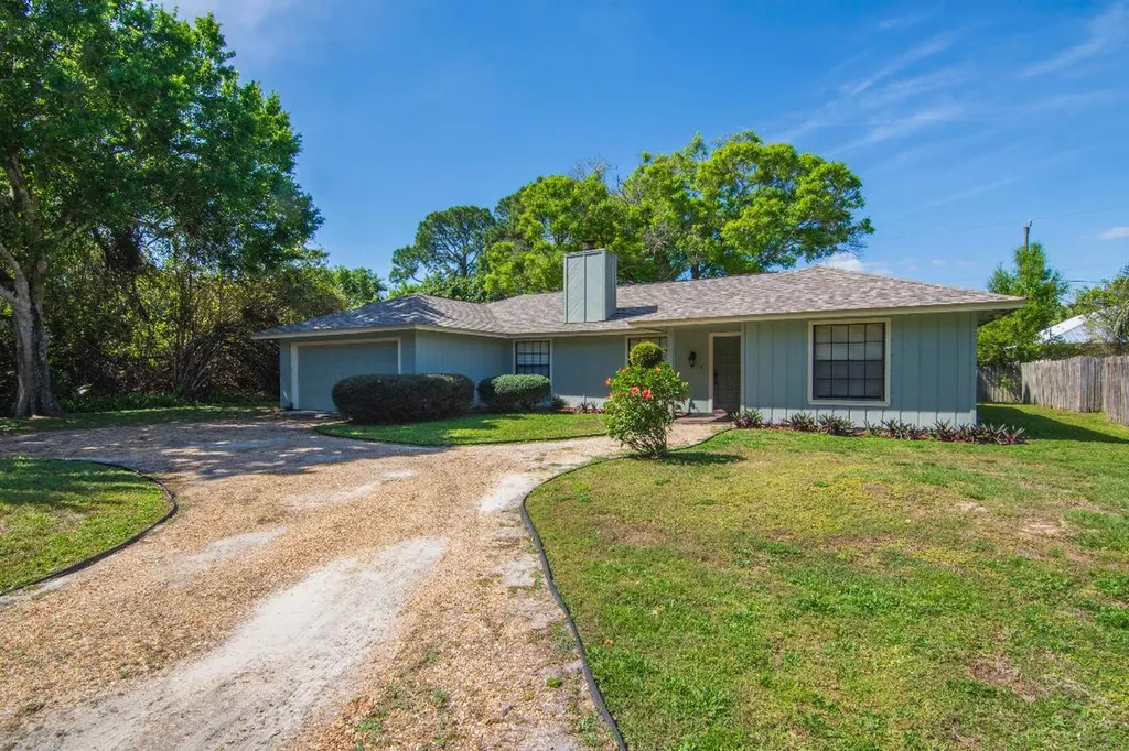 415 35th Avenue Vero Beach FL 32968