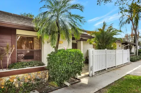3292 Carambola Circle S Coconut Creek FL 33066