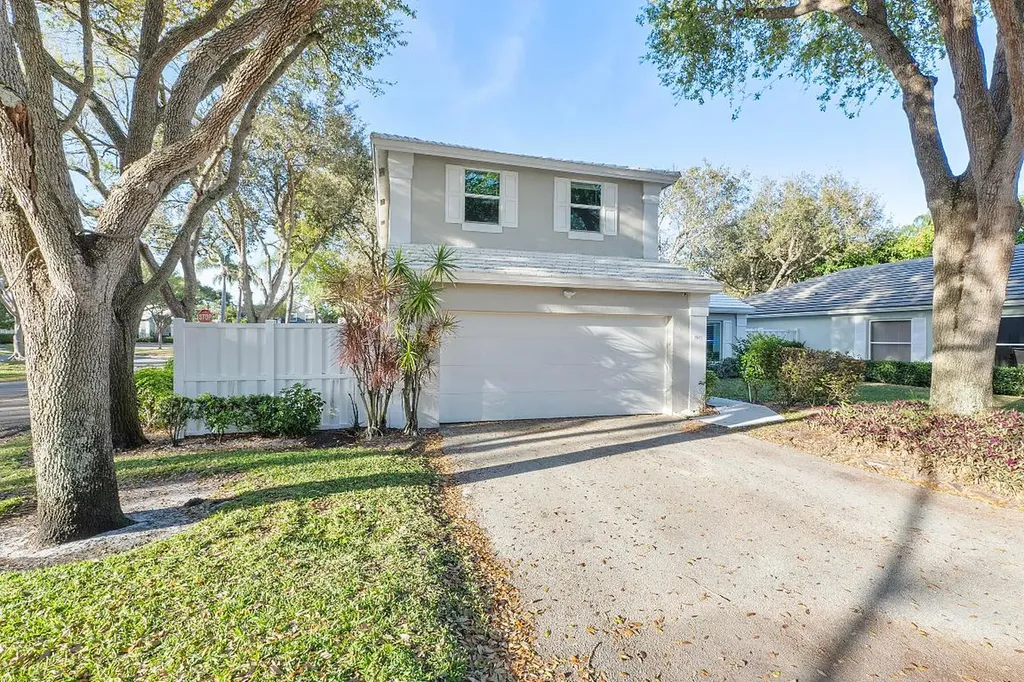 9945 NW 2nd Court Plantation FL 33324