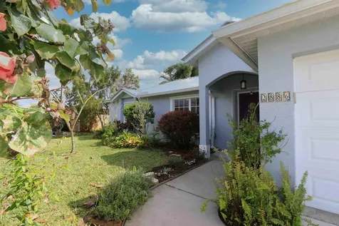 2886 SE Pace Drive Port St Lucie FL 34984