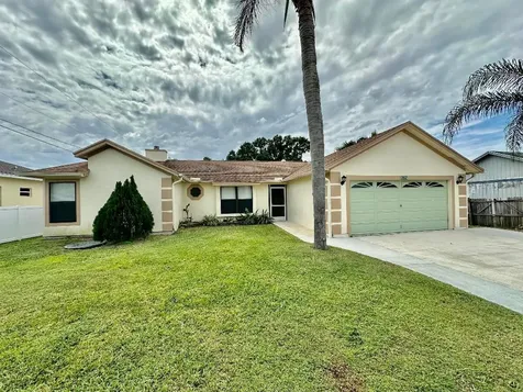 262 SW Aubudon Avenue Port St Lucie FL 34984