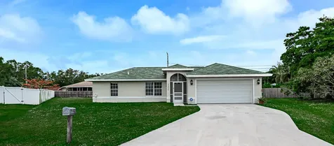 2800 SE Tate Court Port St Lucie FL 34952