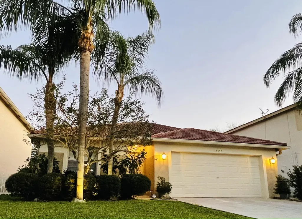 5357 Meadows Edge Drive Lake Worth FL 33463