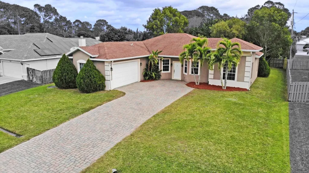 3811 SW Chicopee Street Port St Lucie FL 34953