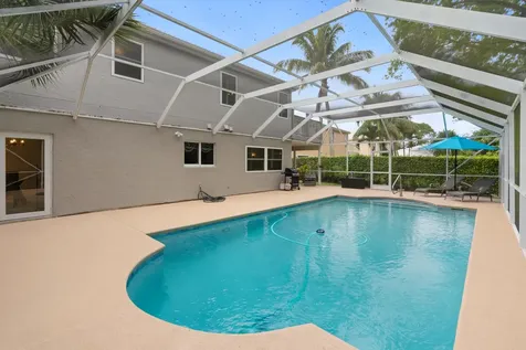 9229 SE Woods End Place Jupiter FL 33469